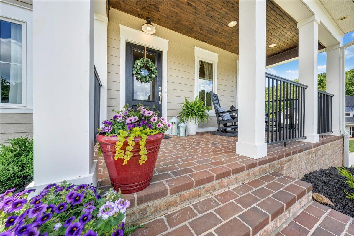 6996 Fairway Ridge RD