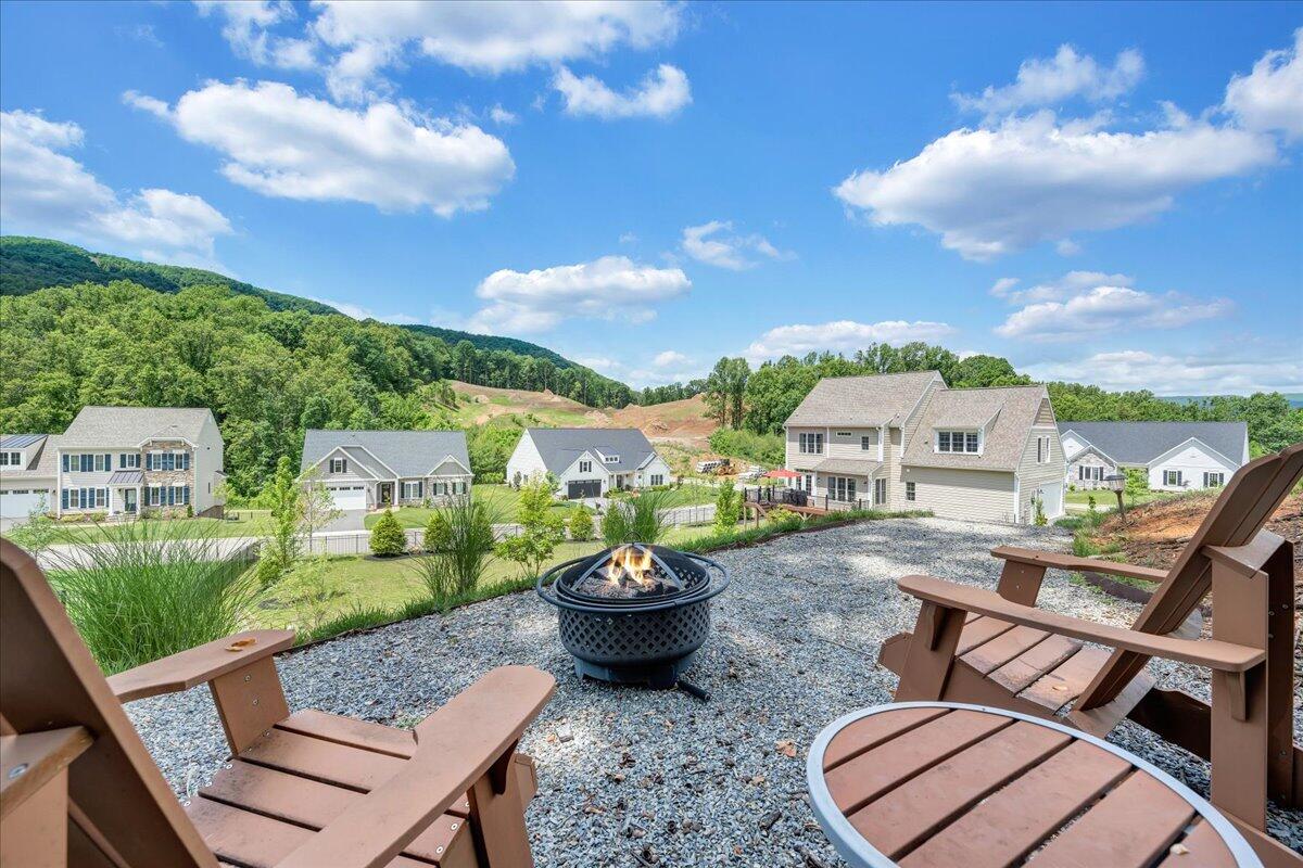 6996 Fairway Ridge RD