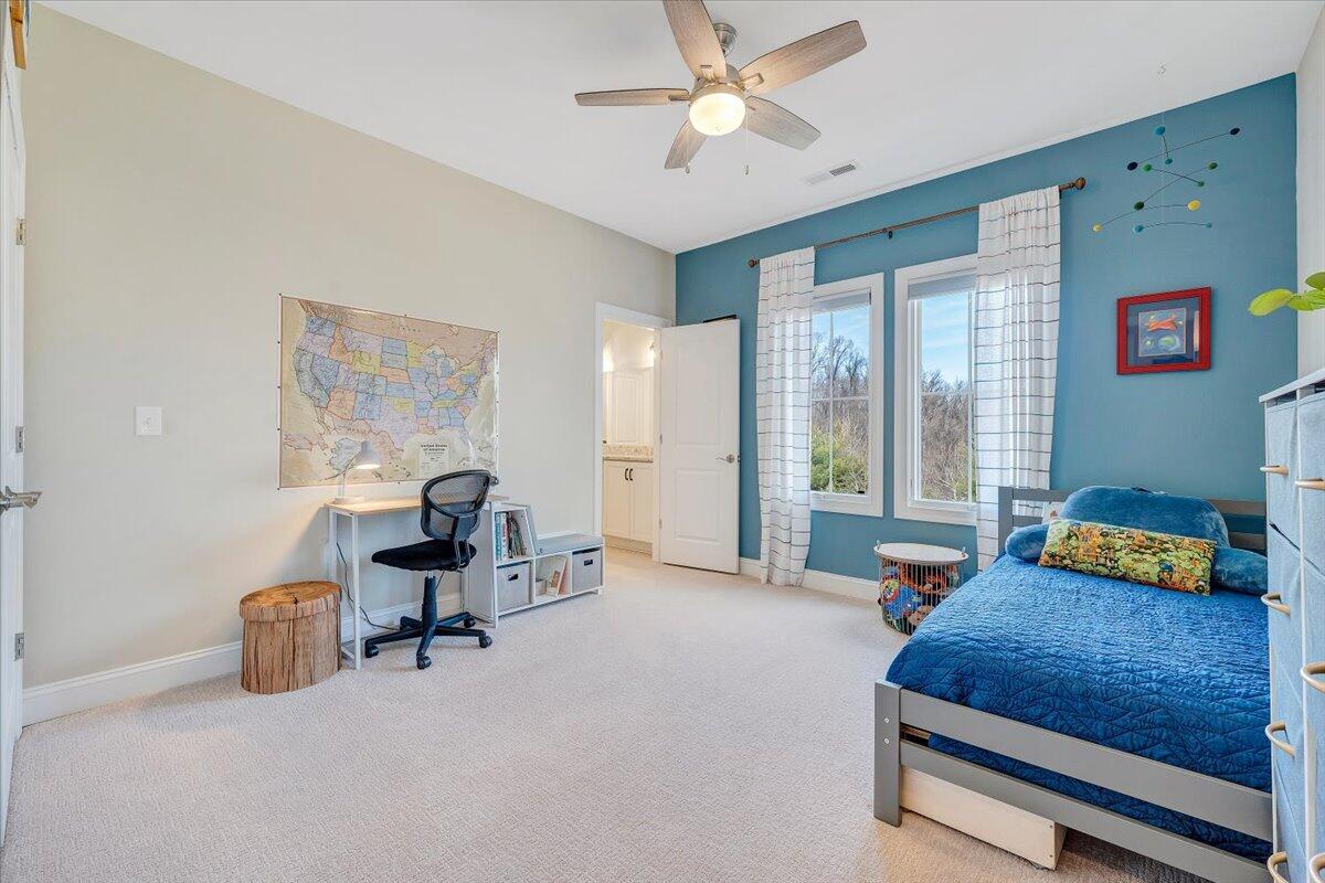 6996 Fairway Ridge RD