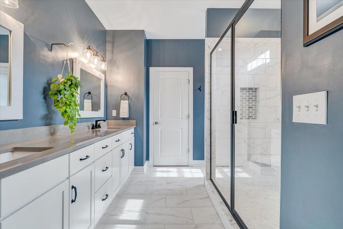 6996 Fairway Ridge RD