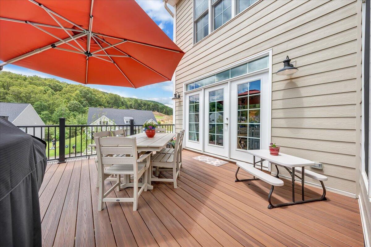 6996 Fairway Ridge RD