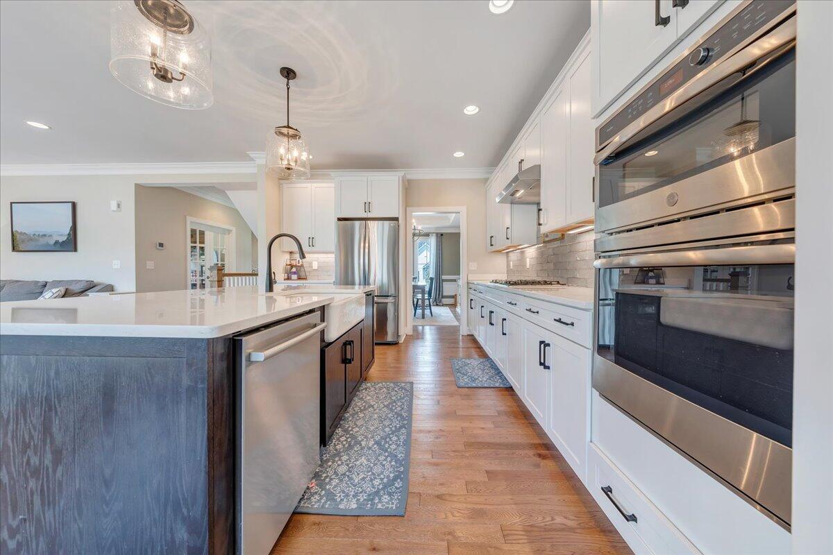 6996 Fairway Ridge RD