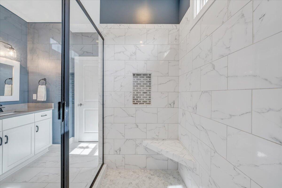 6996 Fairway Ridge RD