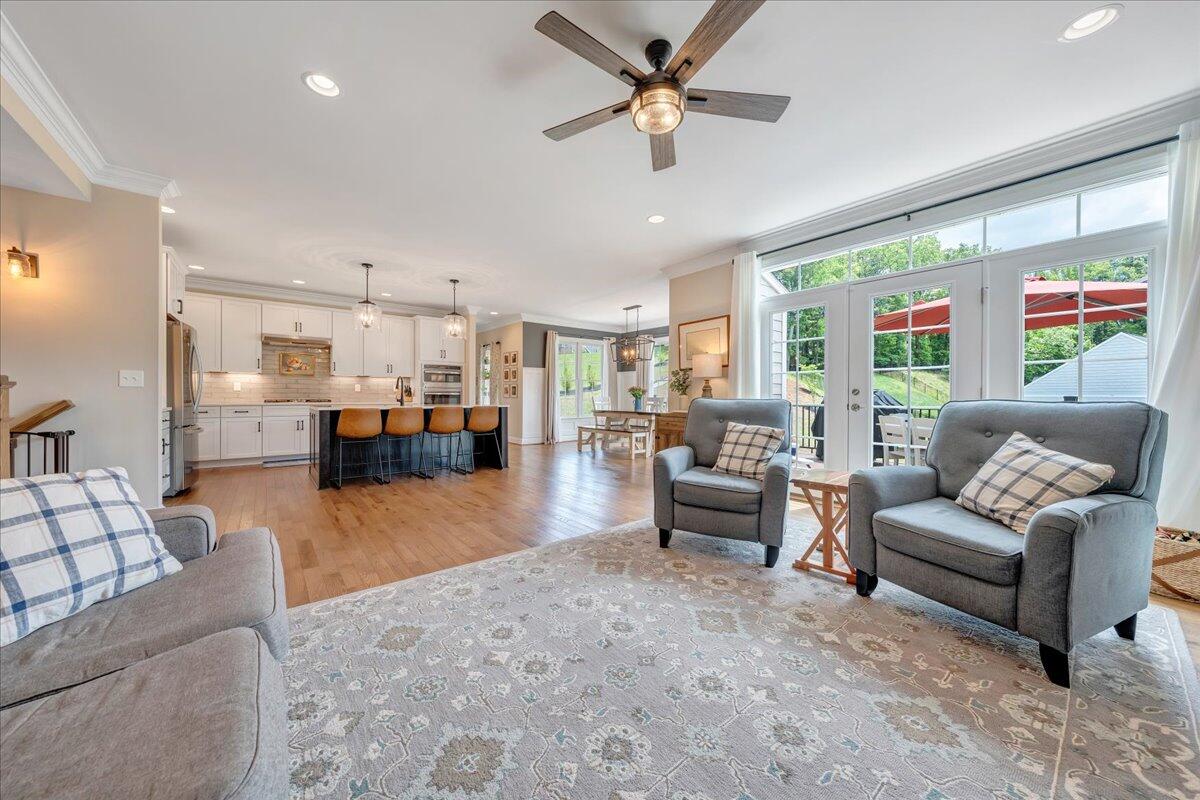 6996 Fairway Ridge RD