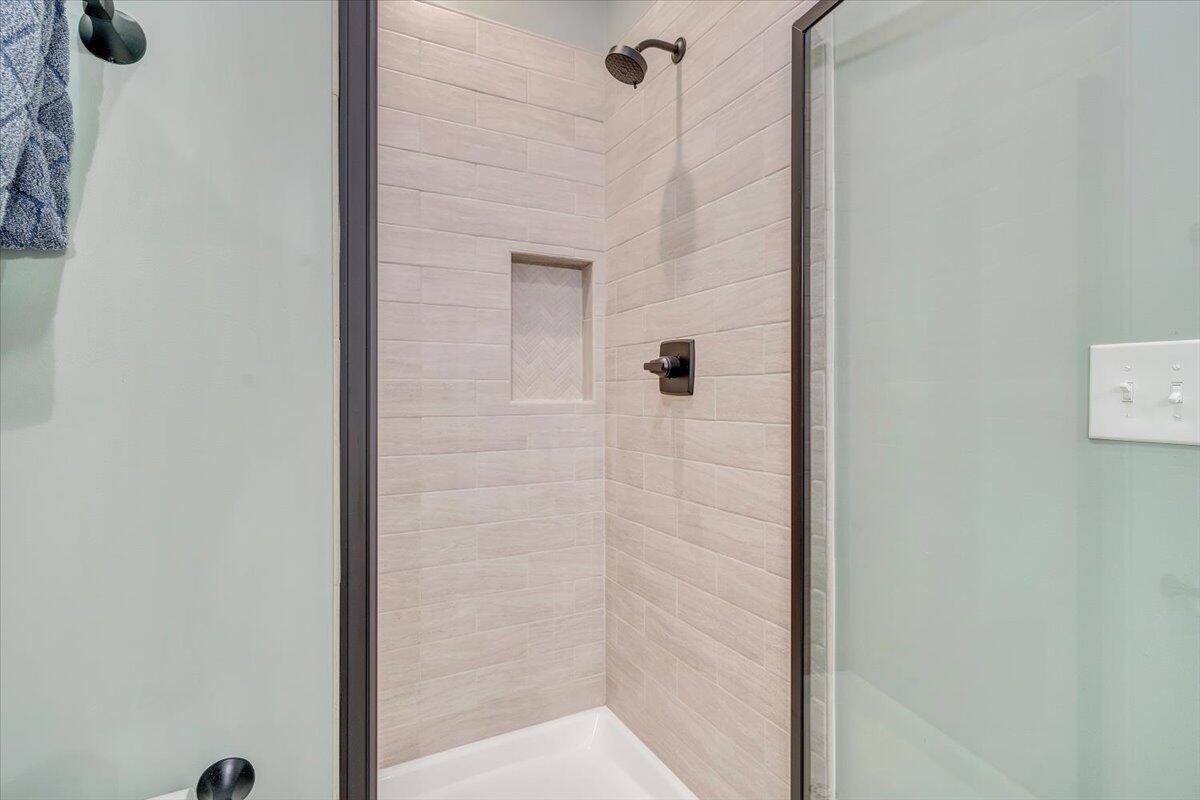 6996 Fairway Ridge RD