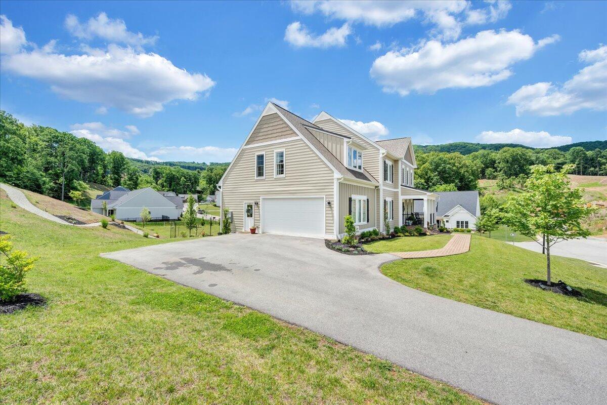 6996 Fairway Ridge RD