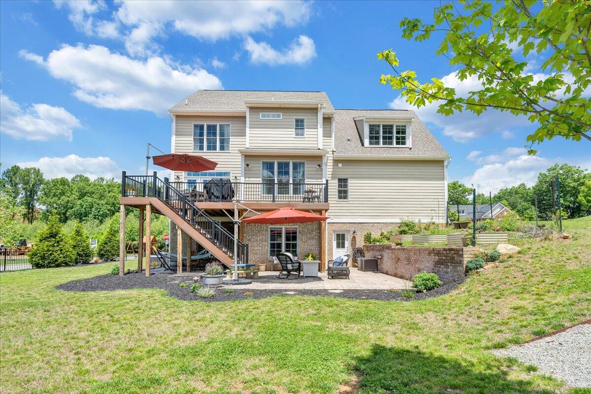 6996 Fairway Ridge RD