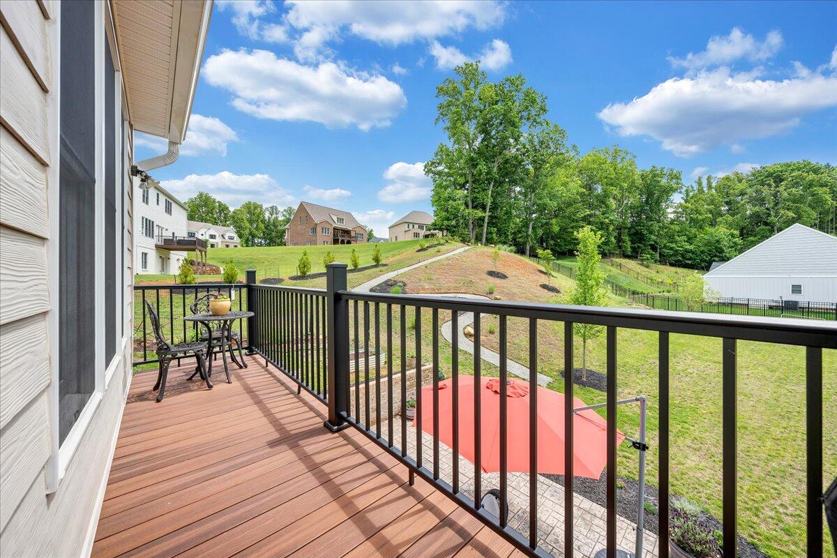 6996 Fairway Ridge RD