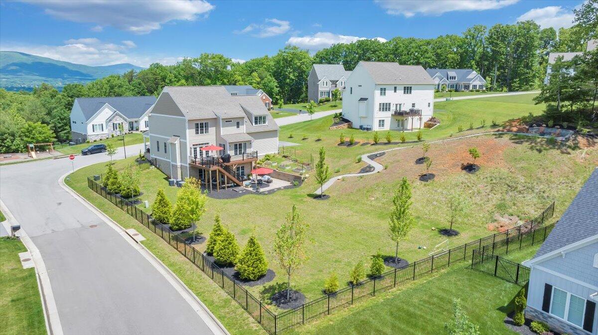 6996 Fairway Ridge RD