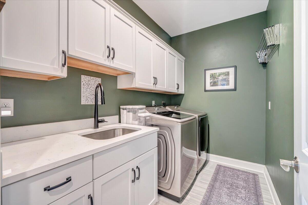 6996 Fairway Ridge RD