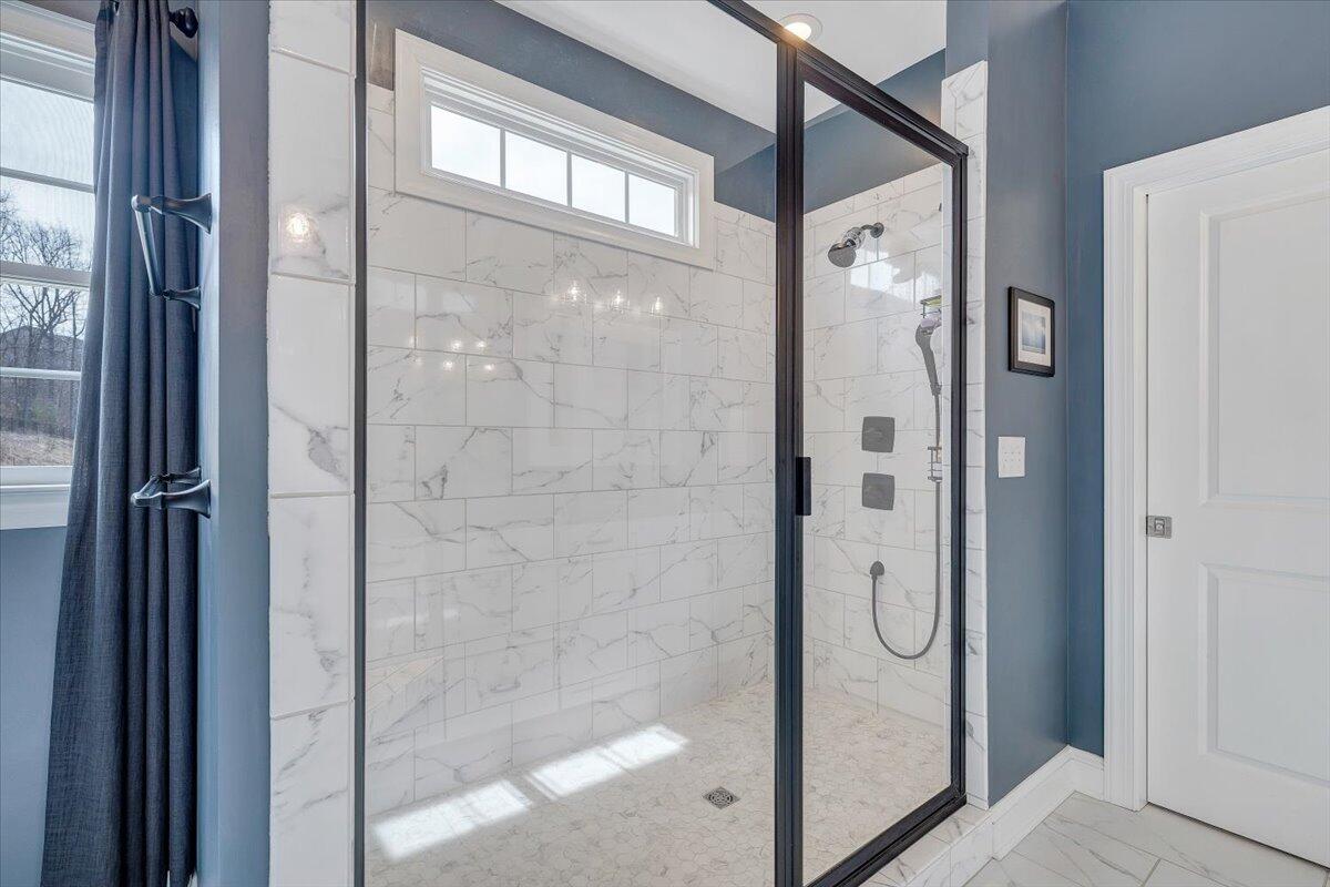 6996 Fairway Ridge RD