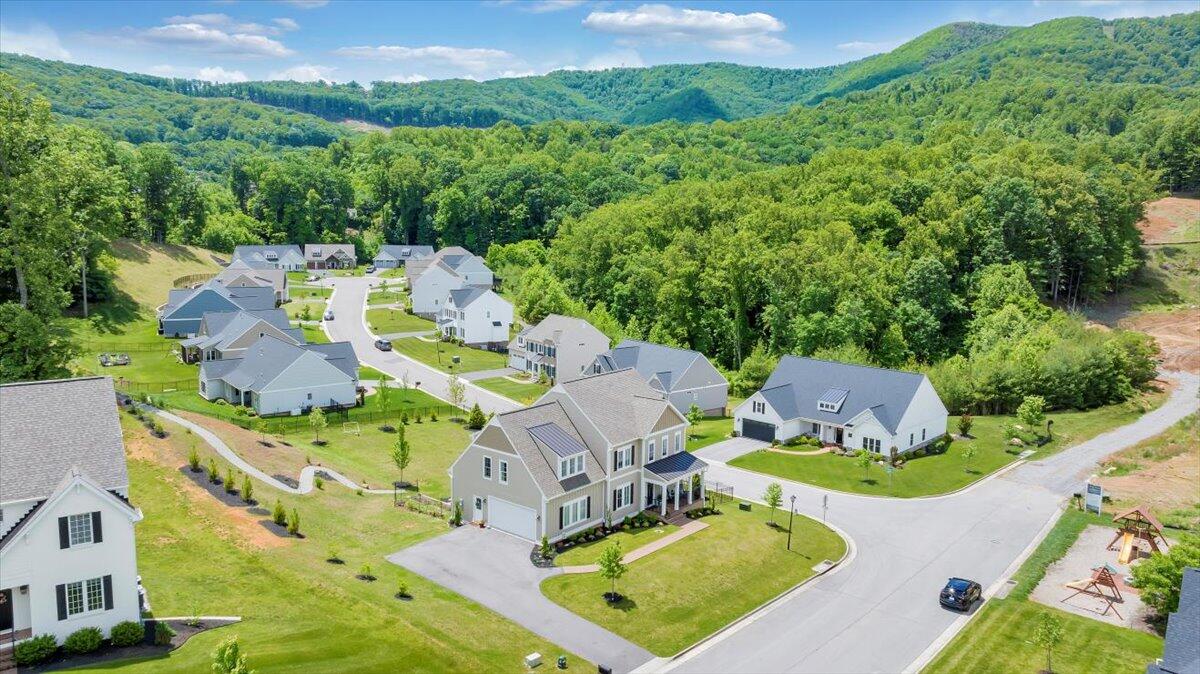 6996 Fairway Ridge RD