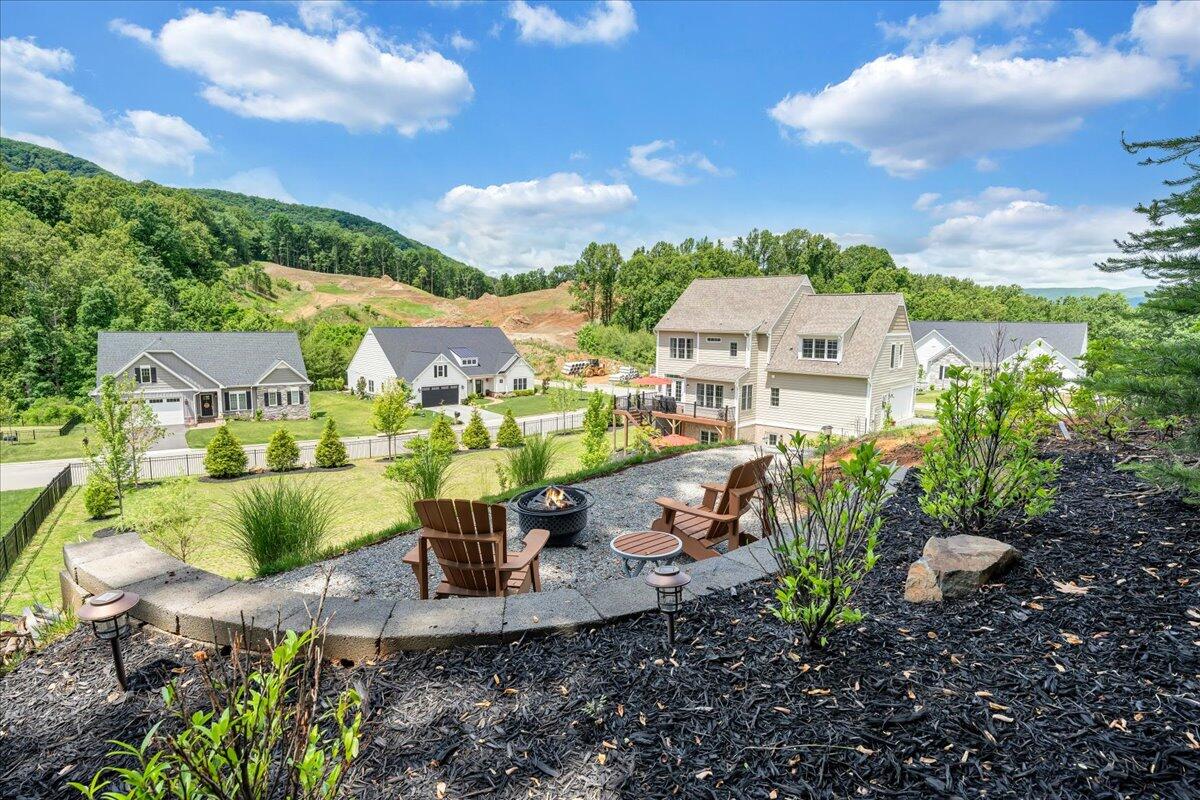 6996 Fairway Ridge RD