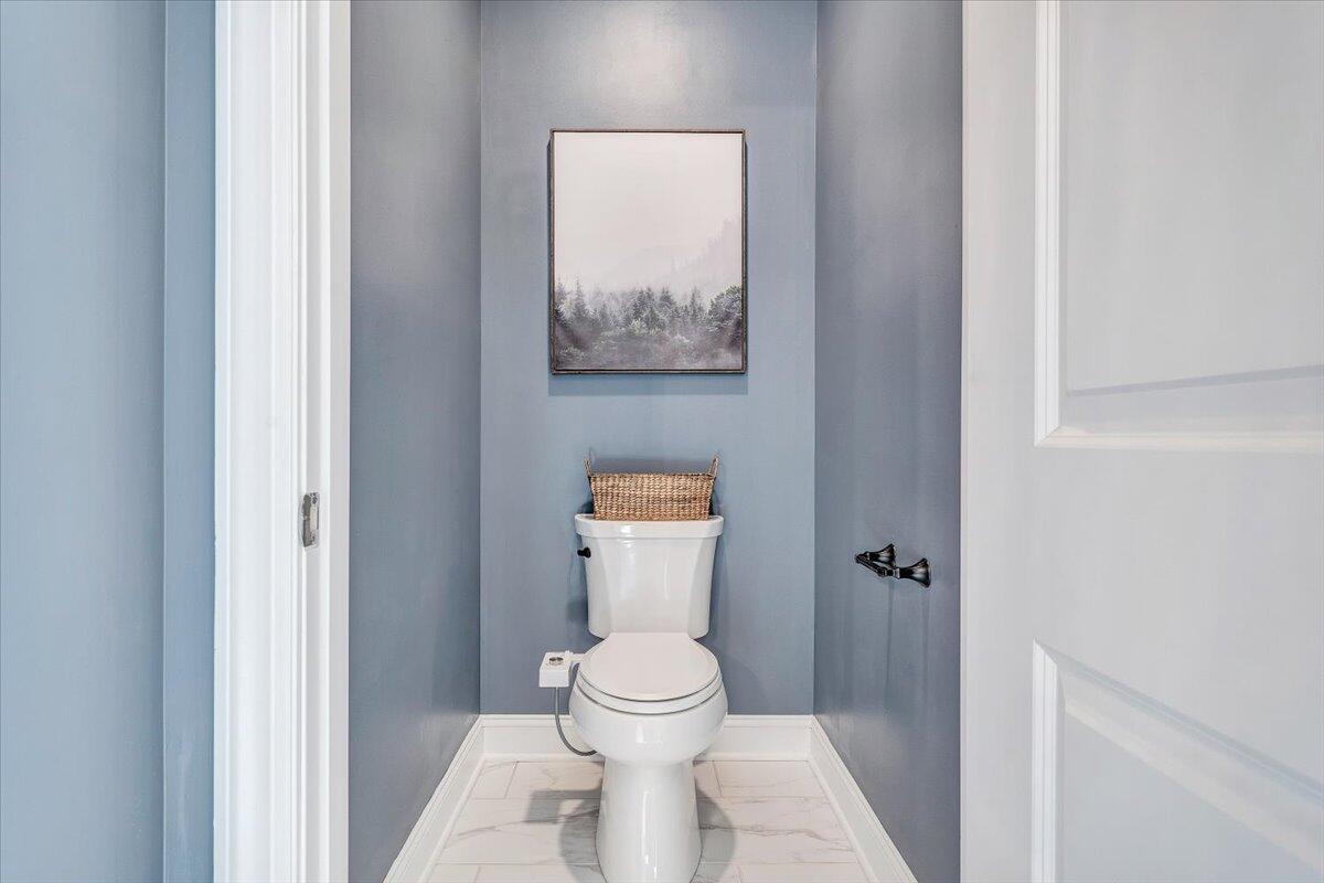 6996 Fairway Ridge RD