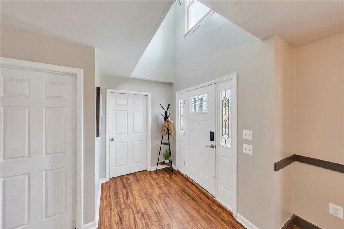 2400 Olde Salem DR