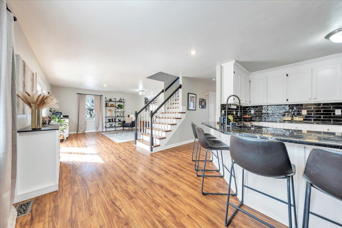 2400 Olde Salem DR