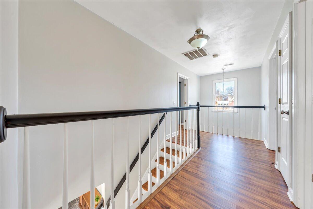 2400 Olde Salem DR