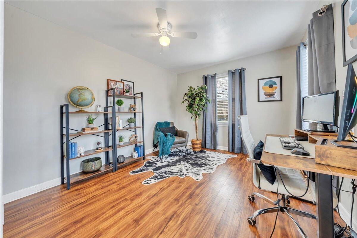 2400 Olde Salem DR