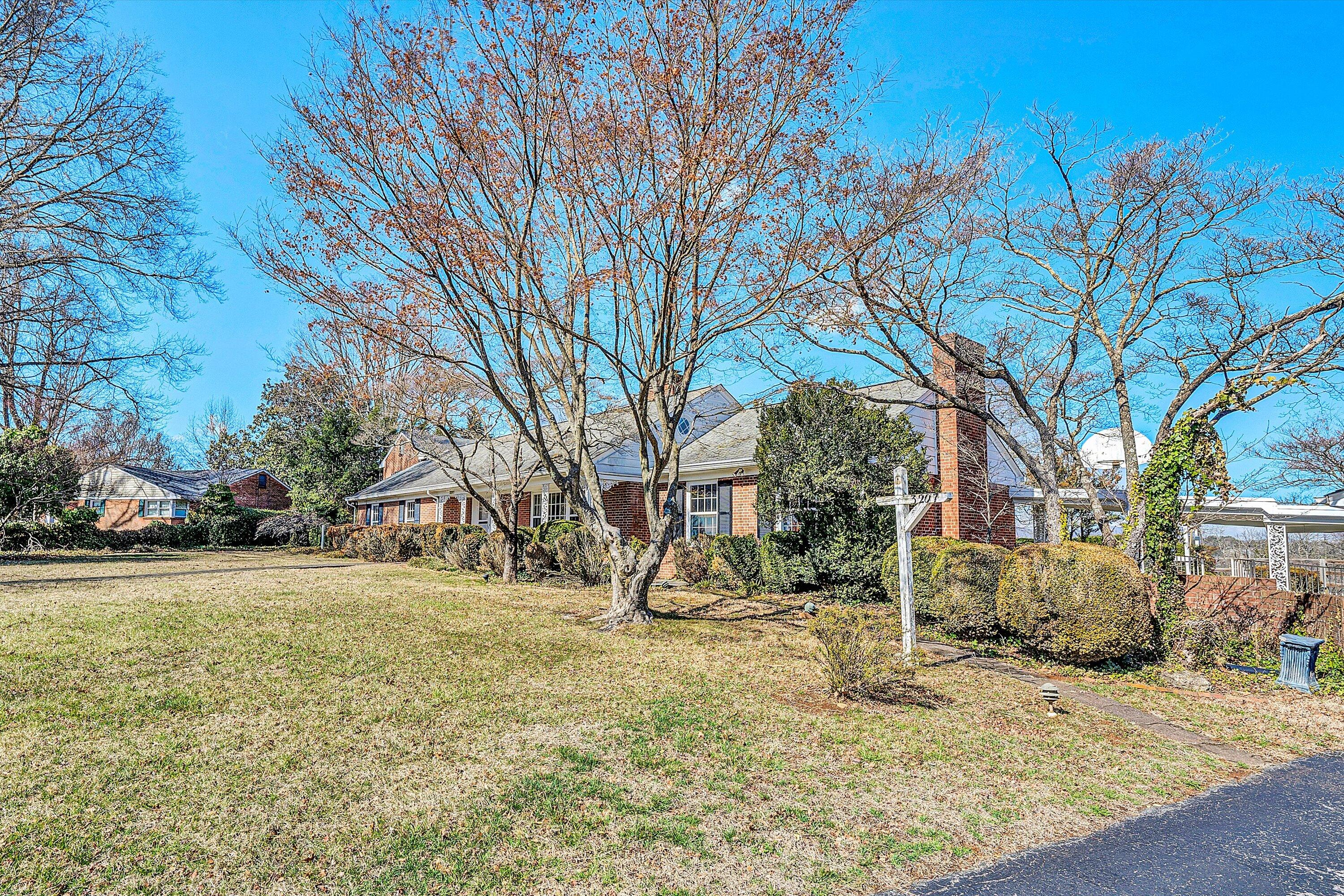 3207 Orchard Hill RD SW