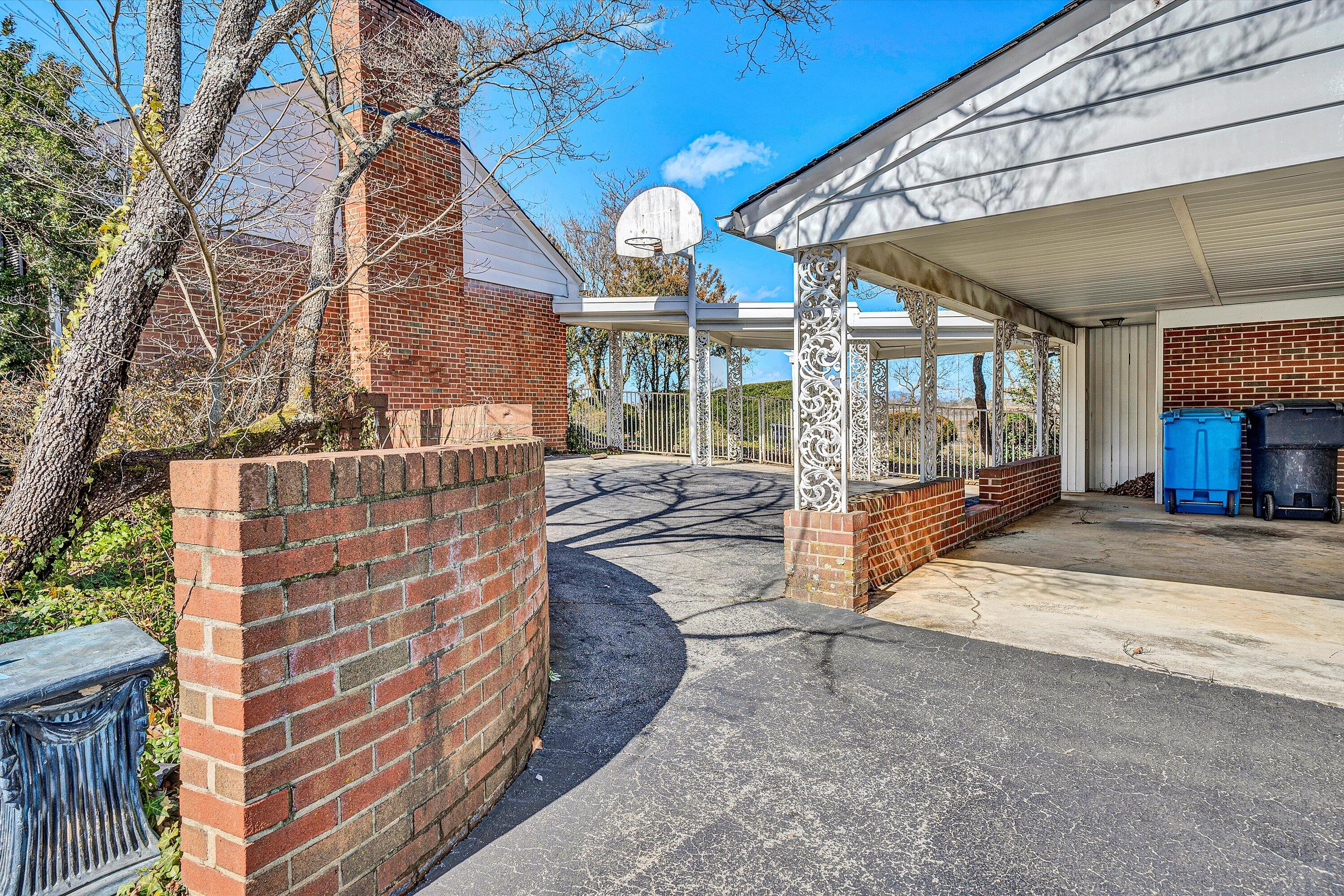 3207 Orchard Hill RD SW