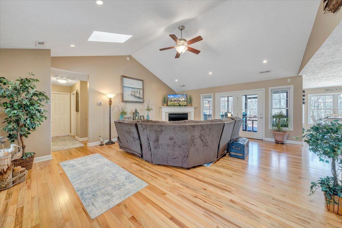 115 Osprey LN