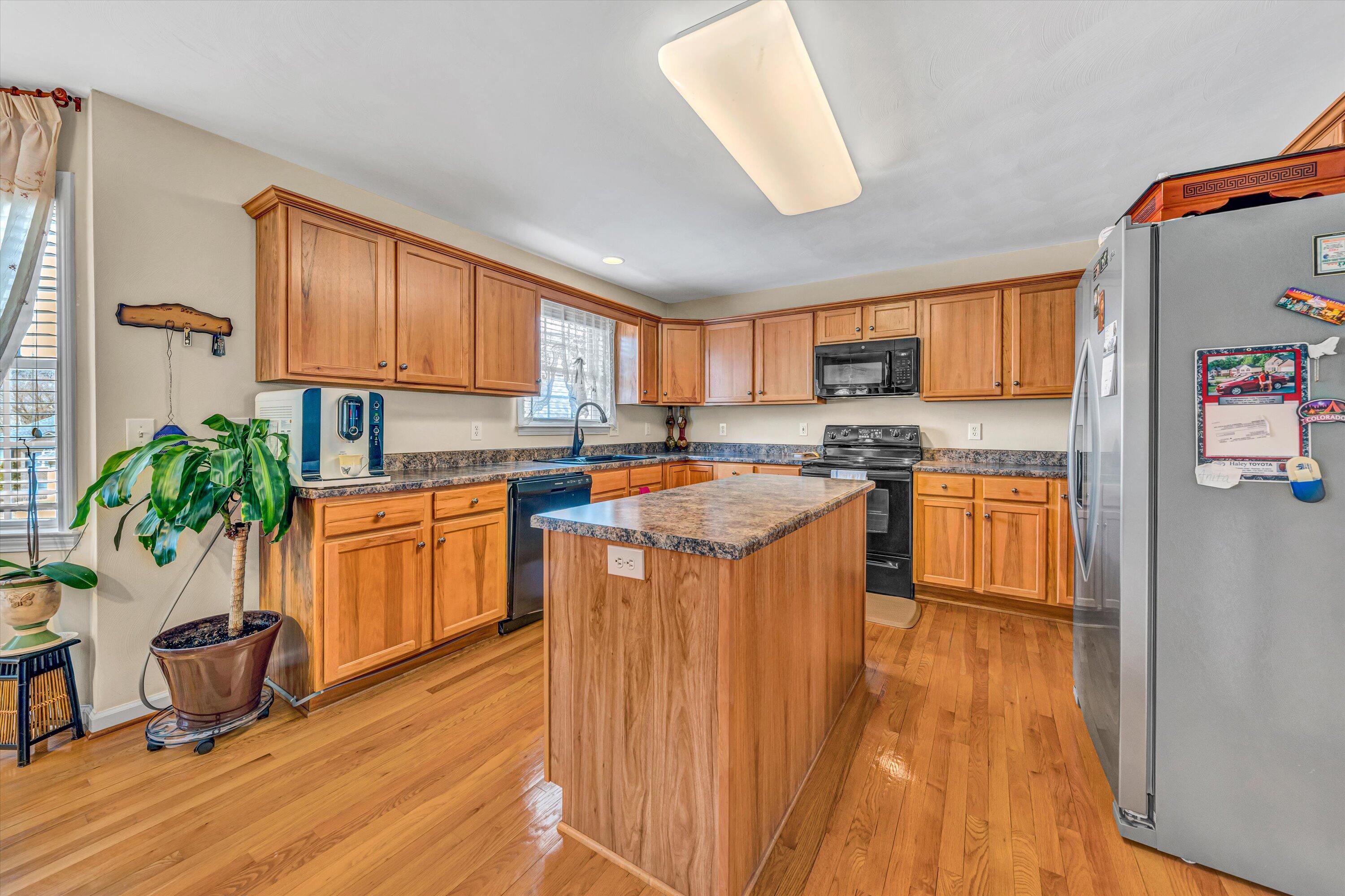 1343 Millers Landing CIR