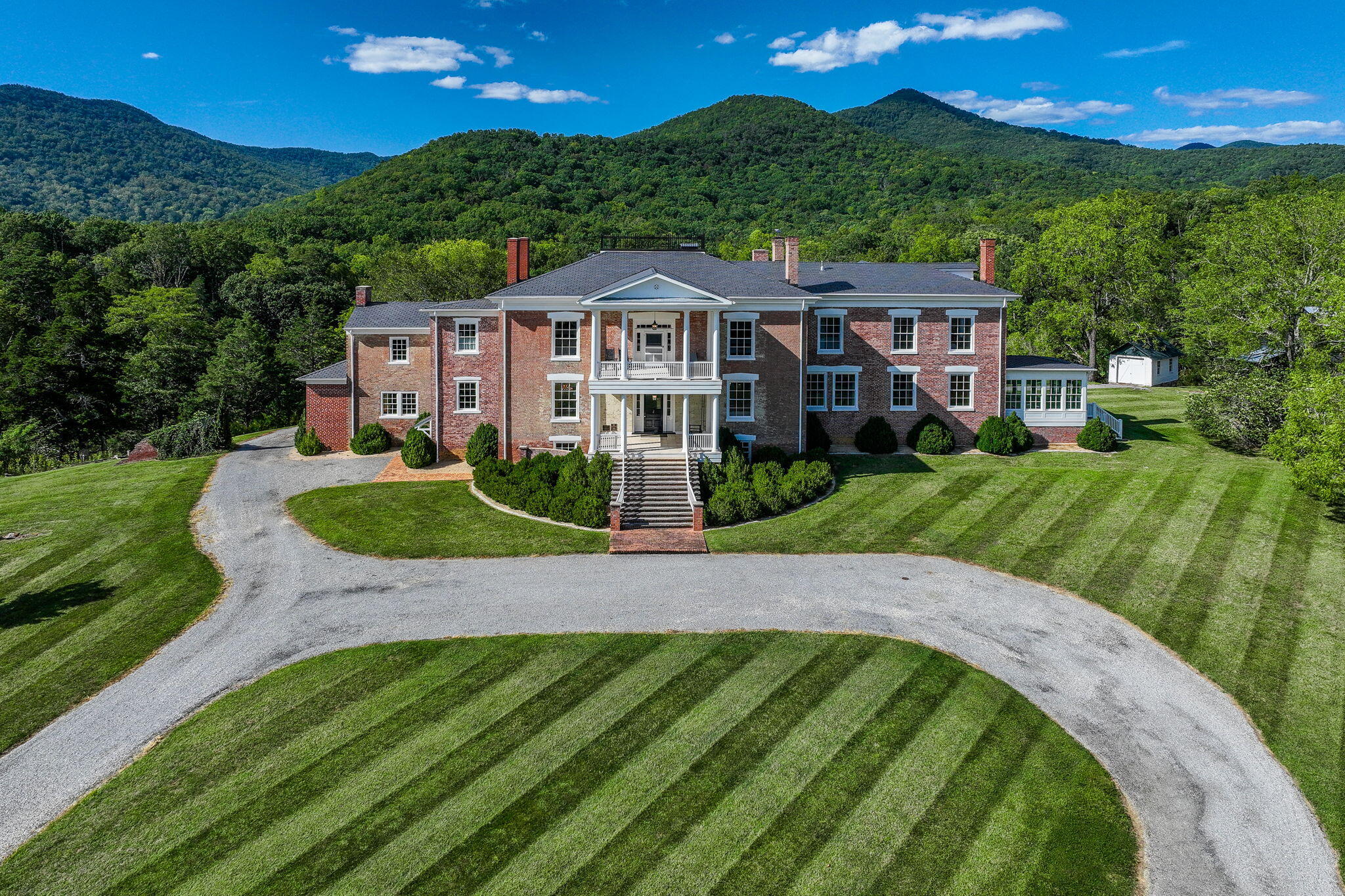 1066 Greyledge Rd RD