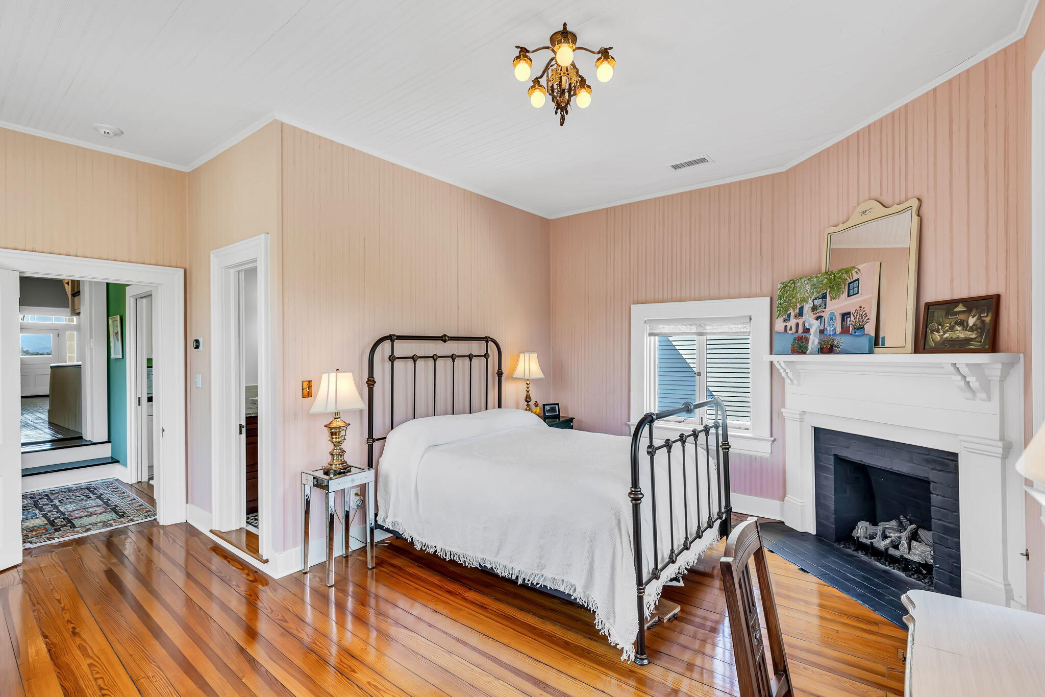 1066 Greyledge Rd RD