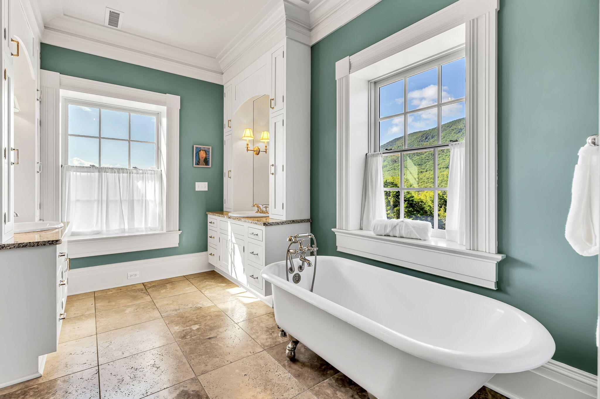 1066 Greyledge Rd RD