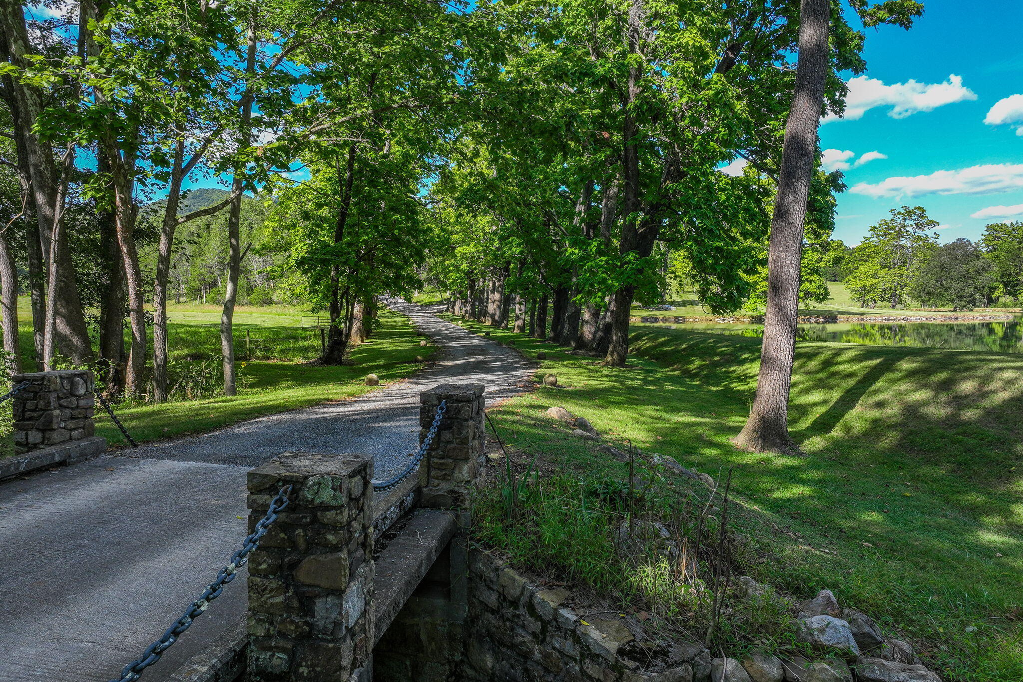 1066 Greyledge Rd RD