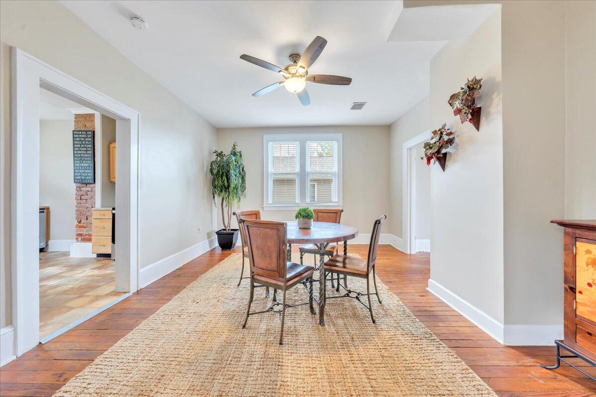 902 Piedmont AVE