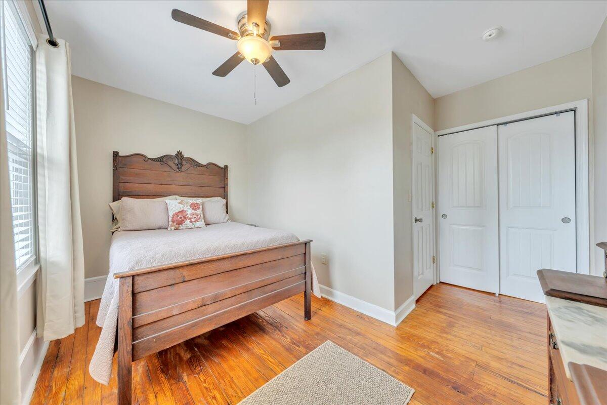 902 Piedmont AVE