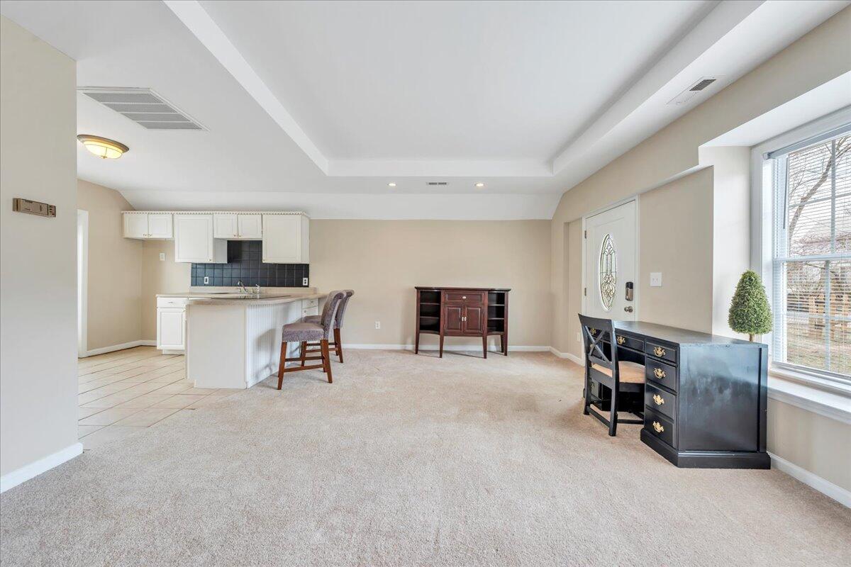 902 Piedmont AVE