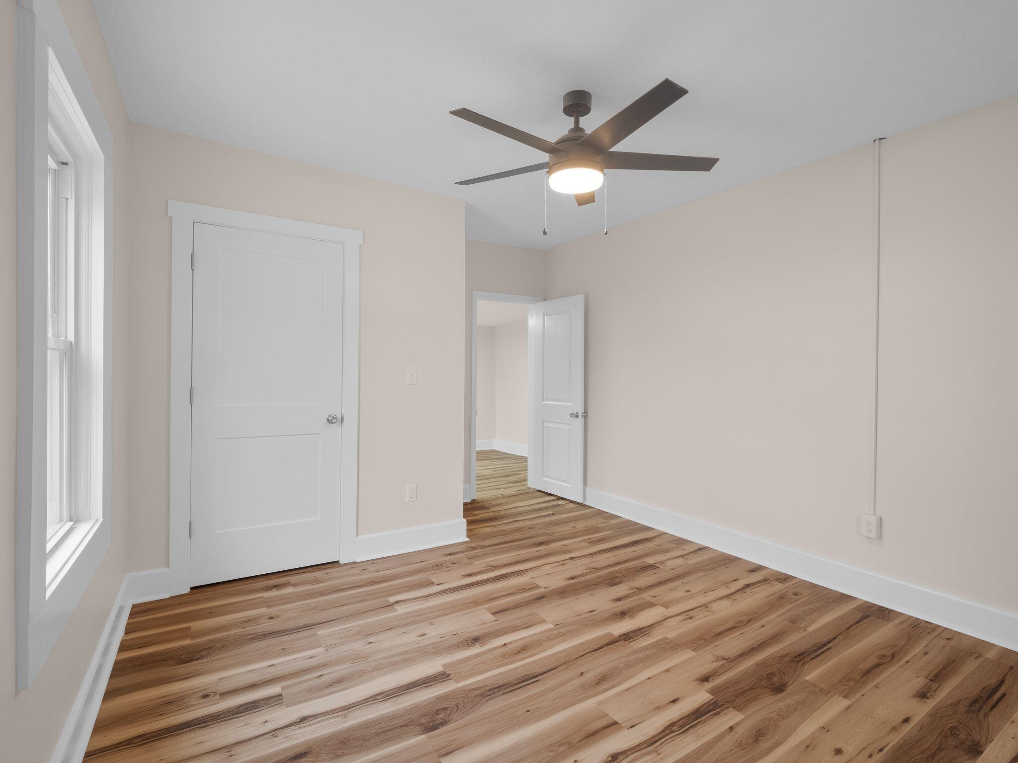446 Tinker AVE