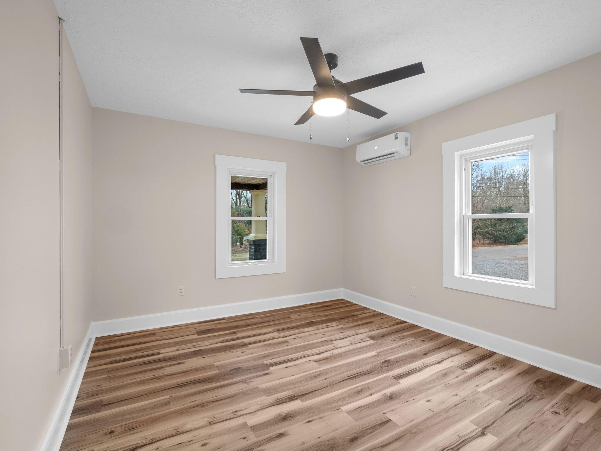 446 Tinker AVE