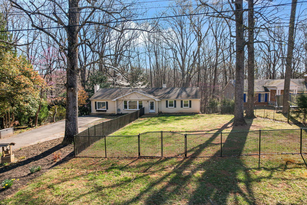 2034 Royal Oak WAY