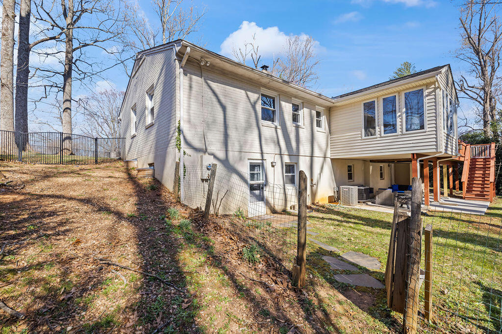2034 Royal Oak WAY