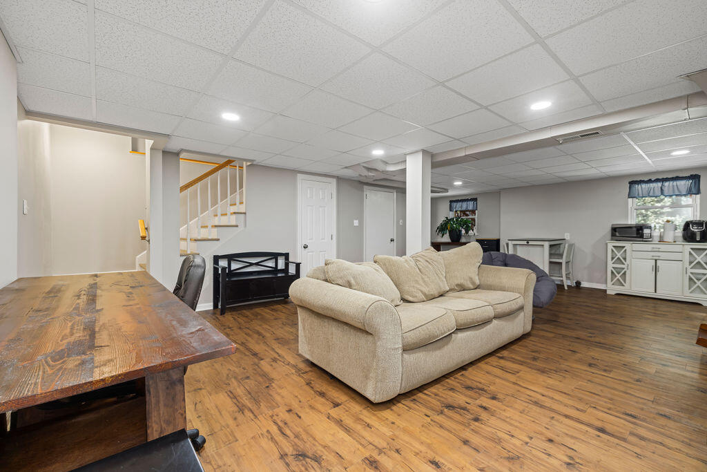 2034 Royal Oak WAY