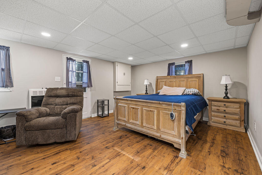2034 Royal Oak WAY