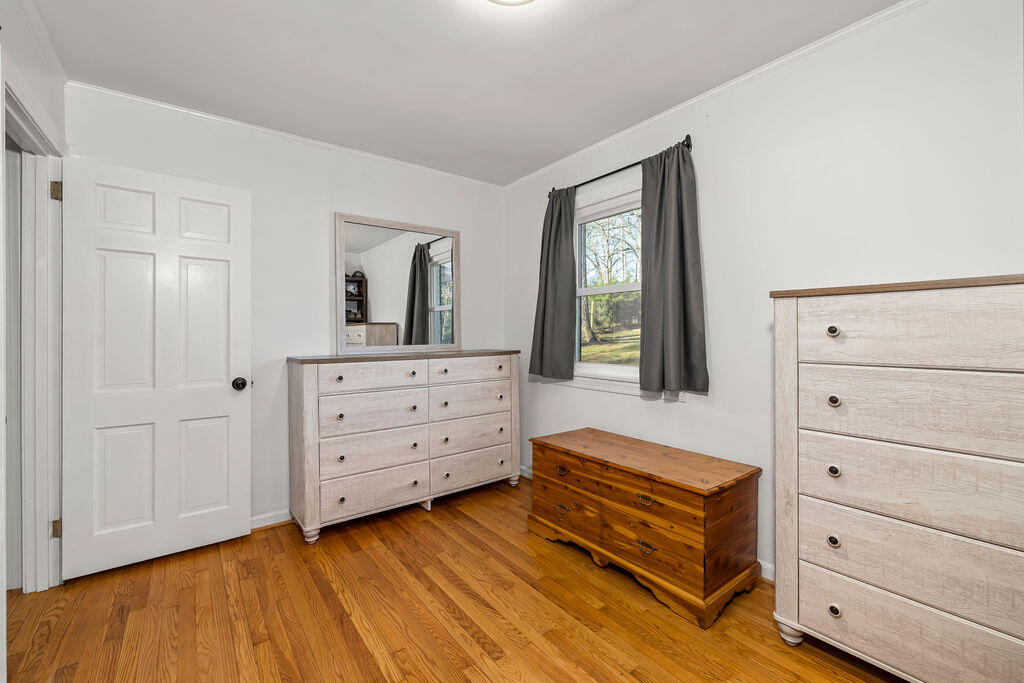 2034 Royal Oak WAY