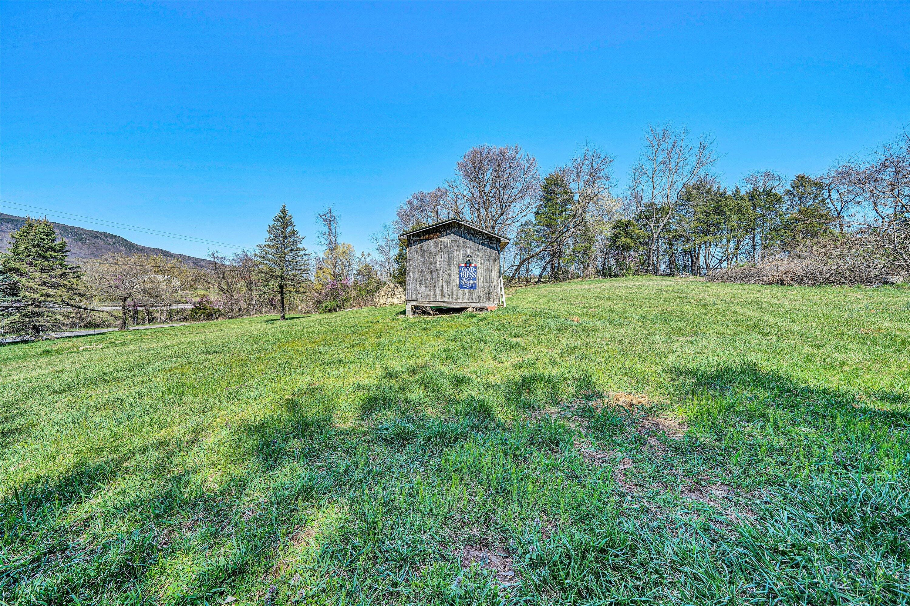 25686 Lee Highway