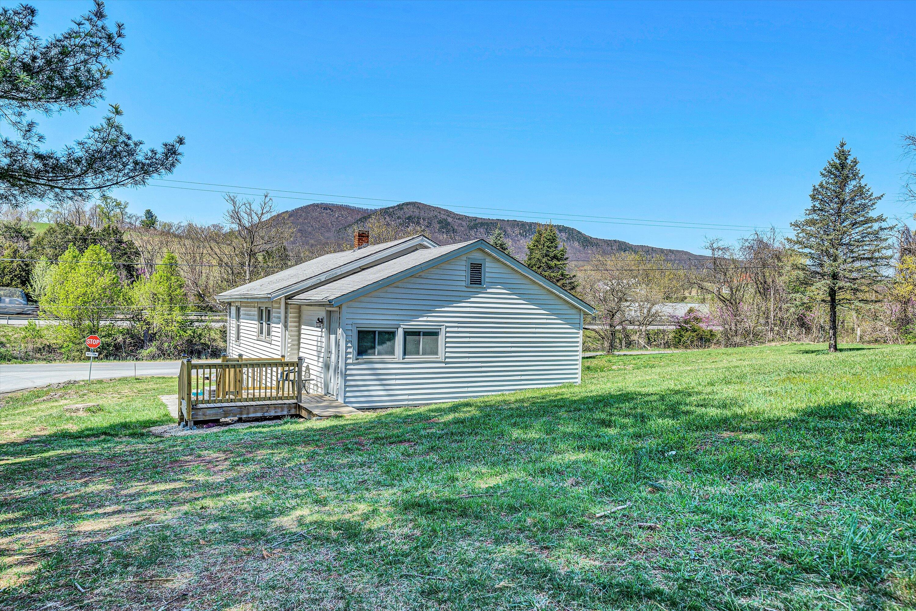 25686 Lee Highway