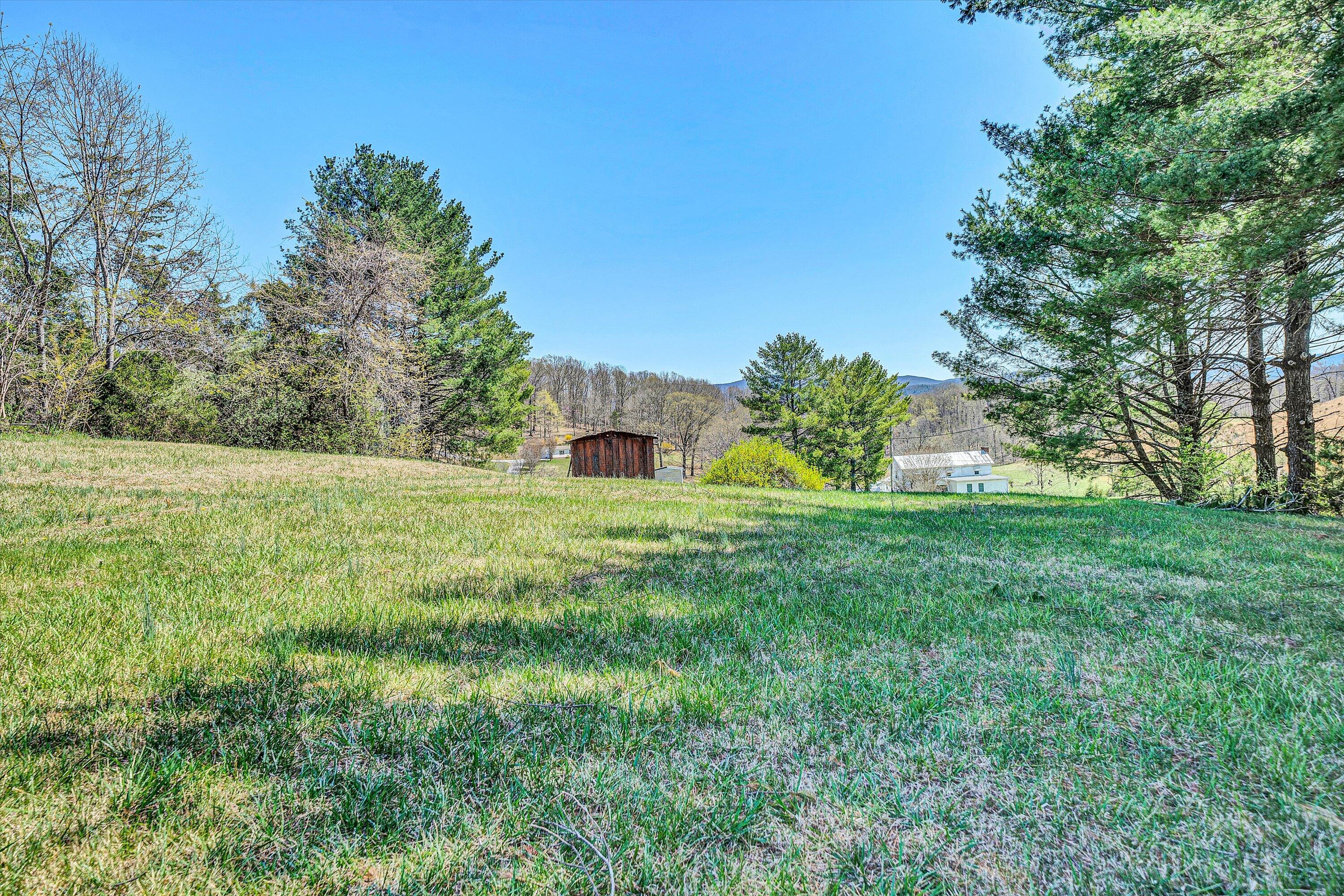 25686 Lee Highway