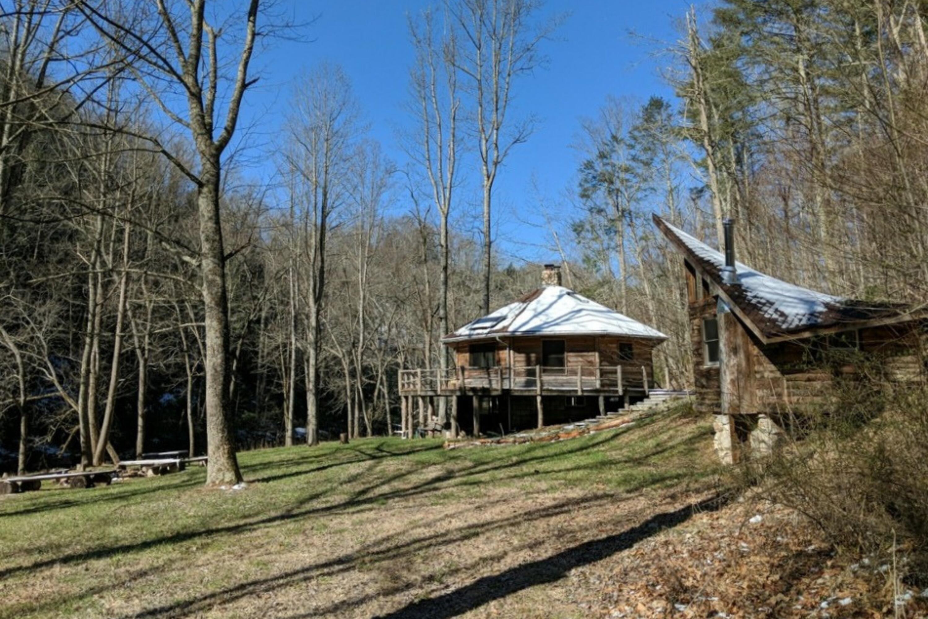 5900 Chestnut Ridge RD