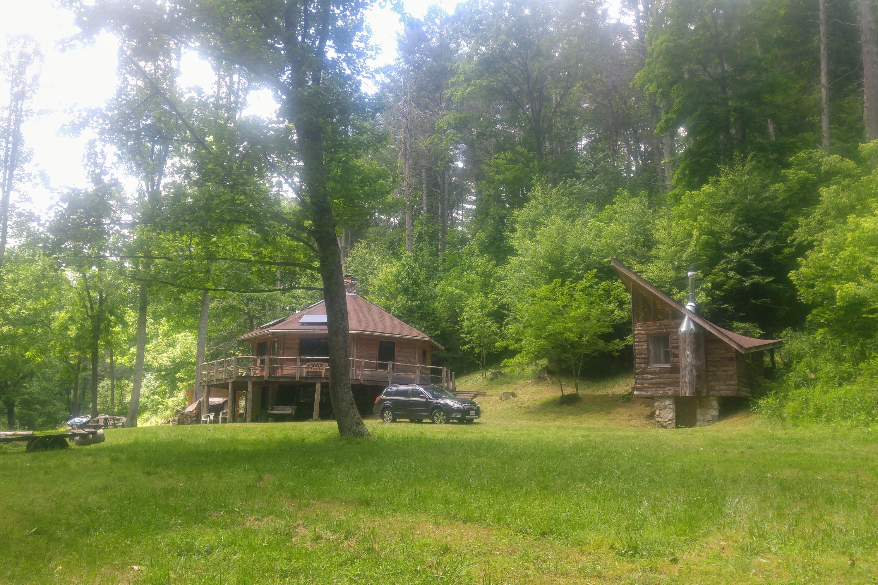 5900 Chestnut Ridge RD