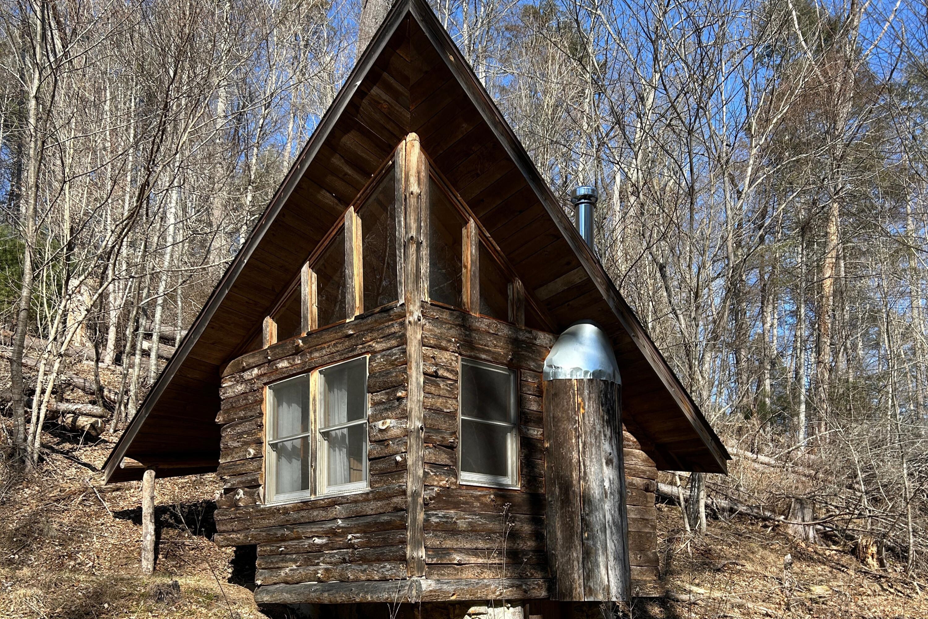 5900 Chestnut Ridge RD