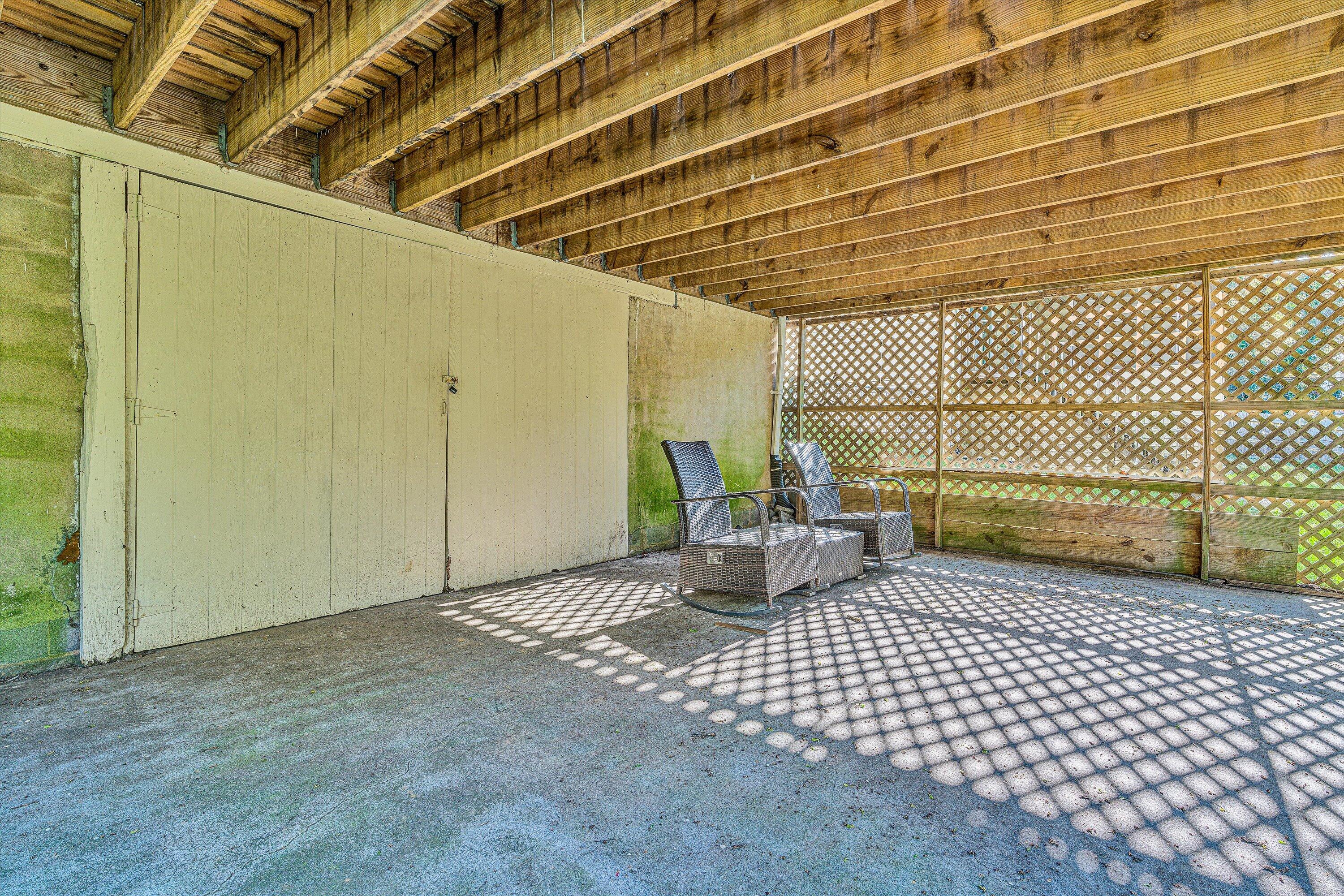 3518 Yellow Mountain RD SE