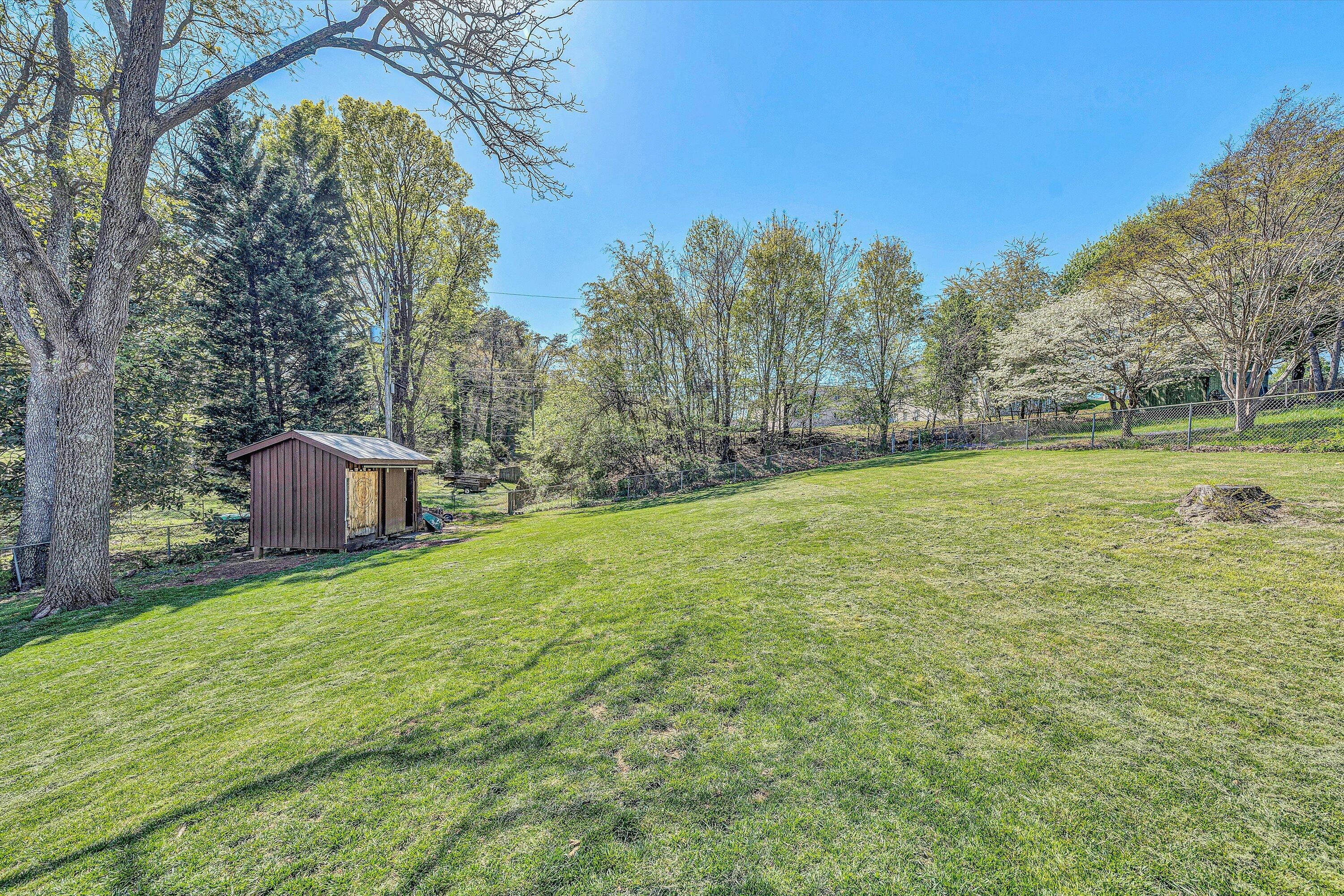 2027 Wynmere DR