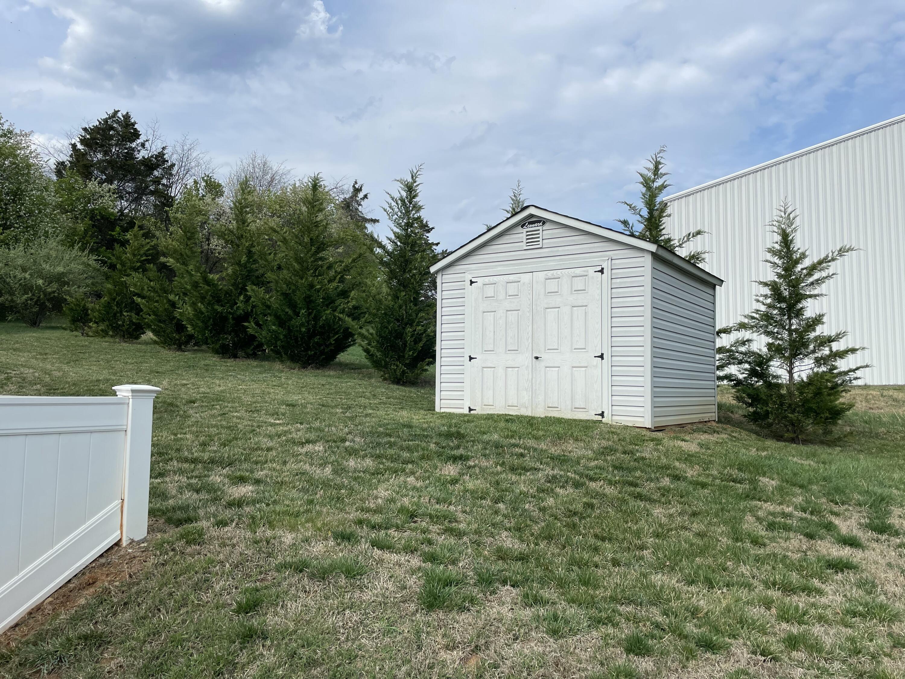 7932 Carriage Park DR