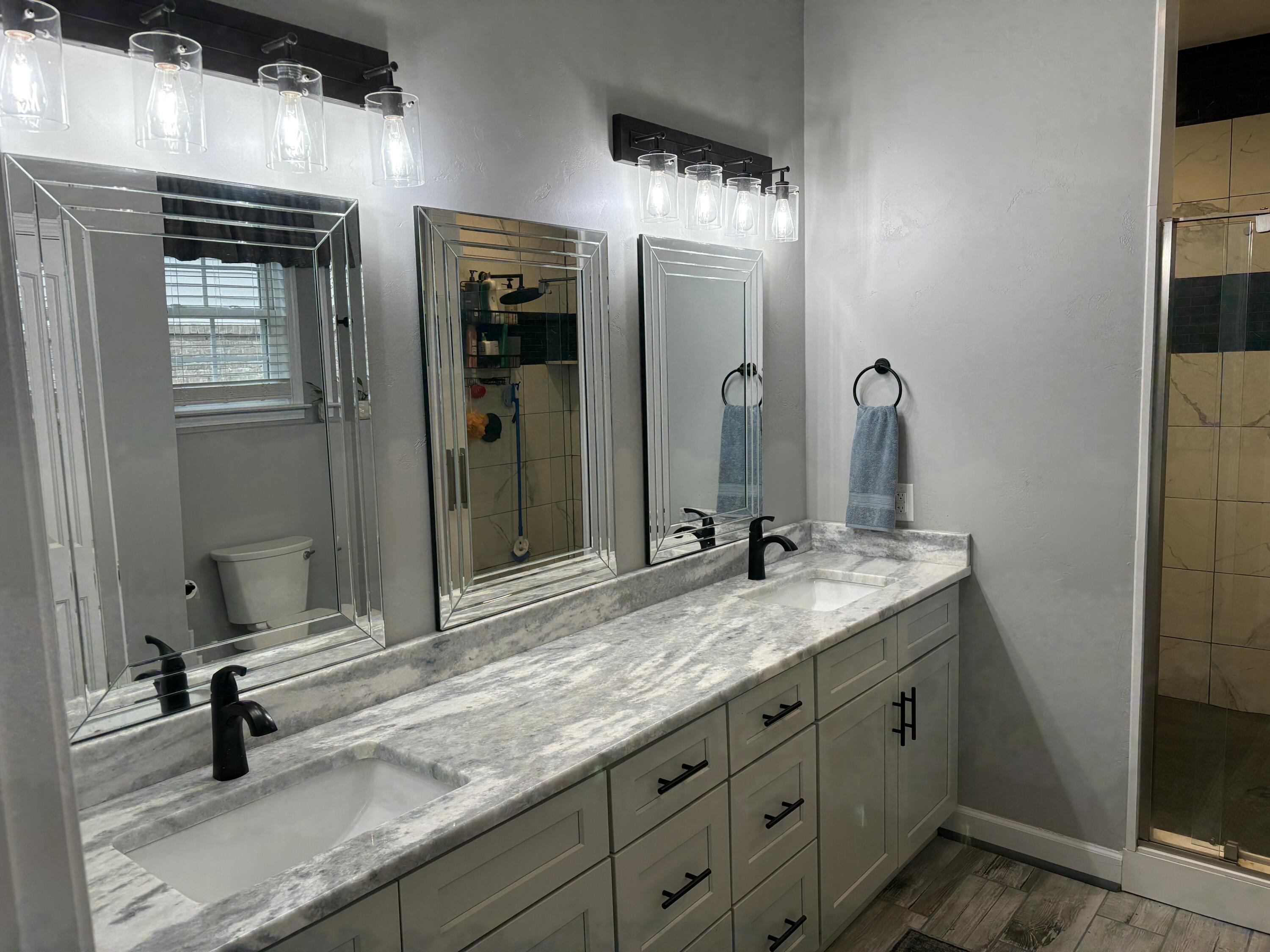 7932 Carriage Park DR